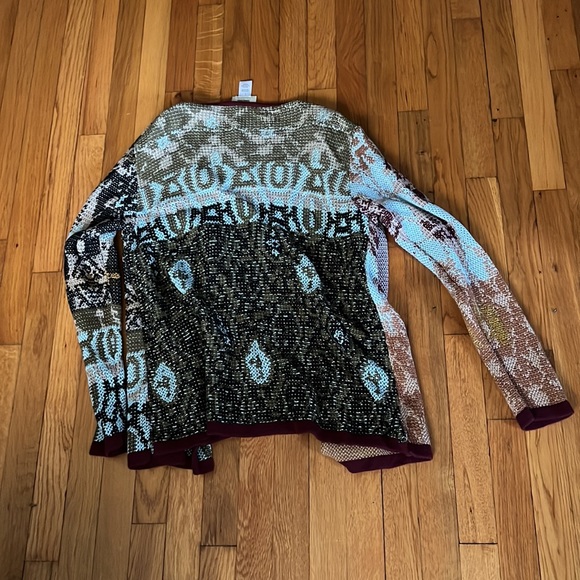 Neiman Marcus Caridgan - Picture 3 of 3